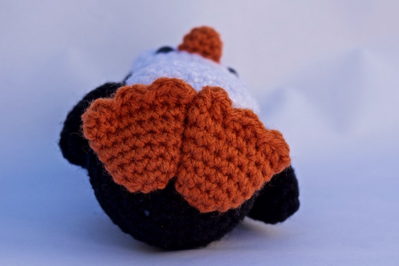 Penguin Crochet Pattern image 3