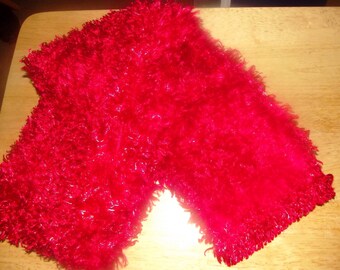 Weiche Fuzzy Schal in rot, Eierschale, braun