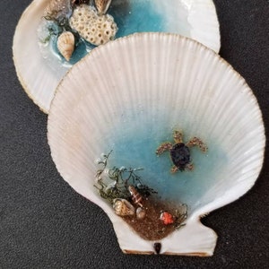 Seashells Ring Dish with Hand Painted Sea Turtle, Decor, Decoration, Sand, Ocean, Waves, Sea, Shells, Seashell, Water, Resin, Beach Wedding
