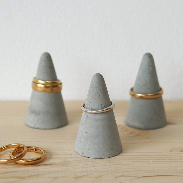 Concrete Ring Cone Set of 3  // Cement Ring Holder Set