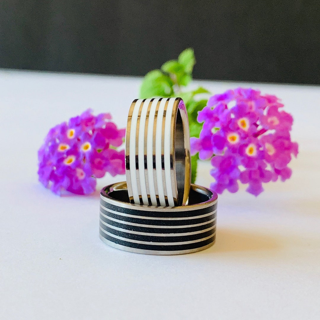 Ring Set Black White Perfect Wedding Band Couple Ring Etsy