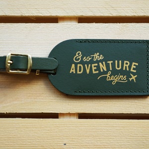 Luggage Tags Wedding Favors Hunter Green - And So the Adventure Begins, Bonded leather Bridesmaid Gift or Bachelorette Party, Wedding Favour