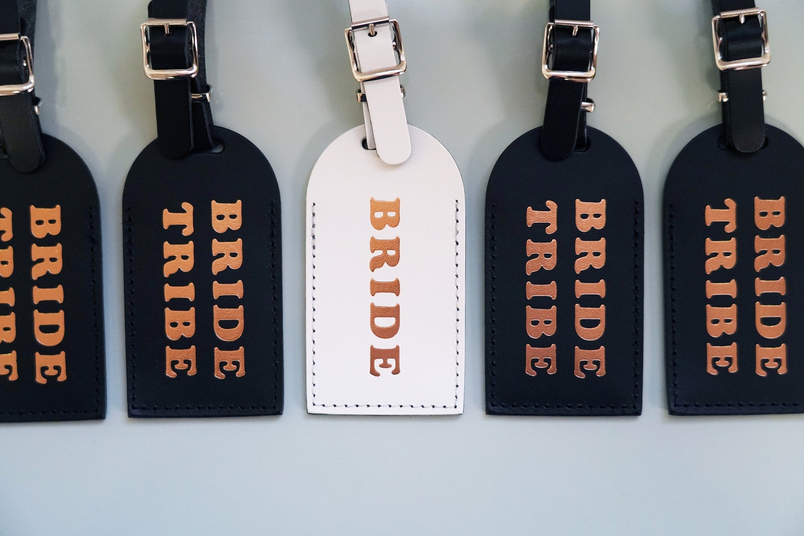 BRIDE TO BE- STRIPES LUGGAGE TAG