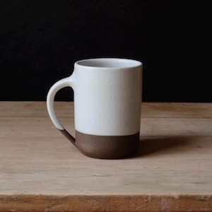 Taza de cerámica hecha a mano - 355 ml - Obscura Mug