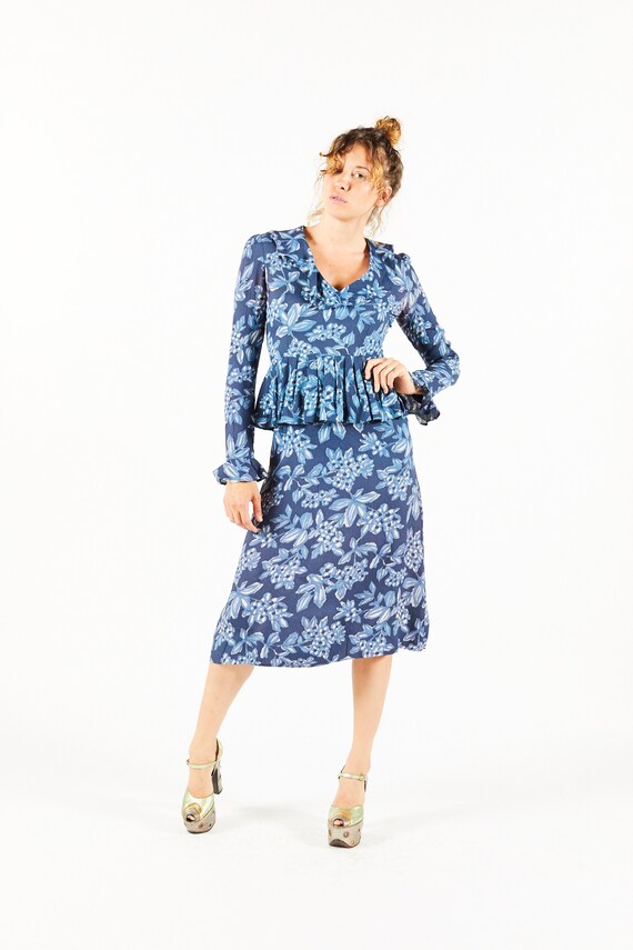 Vintage Granny Takes a Trip Blue Floral Print Crep