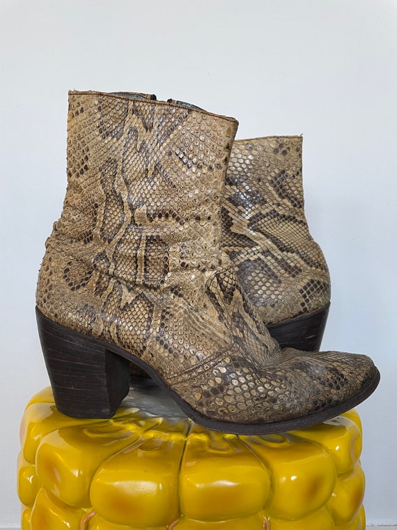 Chelsea boots snakeskin online