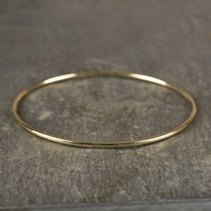 Solid Gold Hammered Bangle - Classic Hammered Bangle - Simple Bangle - Shimmering Gold Bangle - Hand Beaten Bangle - Everyday Bangle