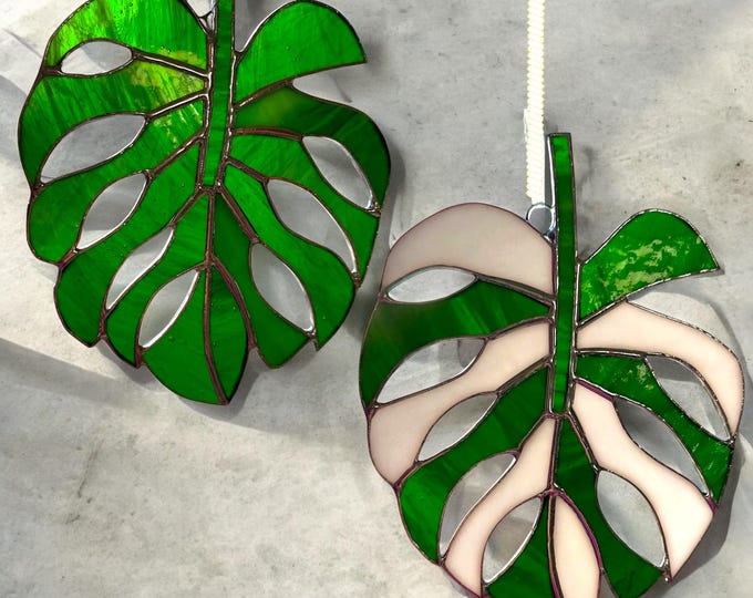 Stained Glass Monstera Deliciosa Leaf Hangable Suncatcher