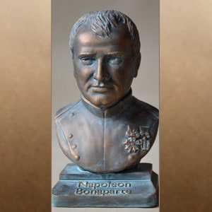 Napoleón Bonaparte bronce efecto metálico busto figura escultura