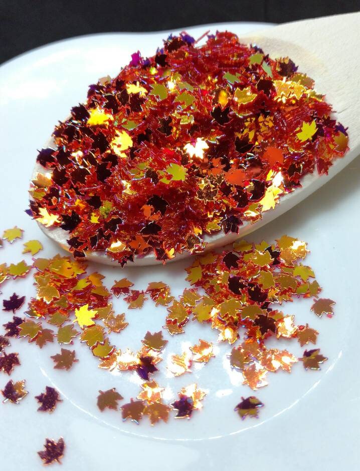 Flakes Maple leaves "Autumn" iridescent 7.5 ml