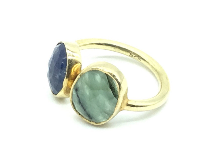 Blue sapphire and Emerald Ring in sterling silver Gemstone silver band Gift for her Bridesmaids gift Office jewels Minimalist jewels