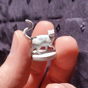 Miniature Cat Familiar: 3D resin-printed miniature with primer, ready to paint