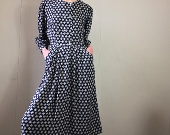 Vintage 80s blue and white abstract floral blouson dress.  Size: 10 UK