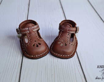 shoes for Saffi, Bailey, Sylvia Meadow dolls made of genuine leather