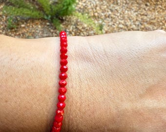 Pulsera roja de protección con cuentas de 4 mm • Pulsera elástica de protección • Pulsera de cuentas de cristal rojo • Protección y buena suerte