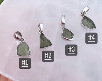 Colgante de moldavita: collar de plata de ley, joyería con piedras curativas
