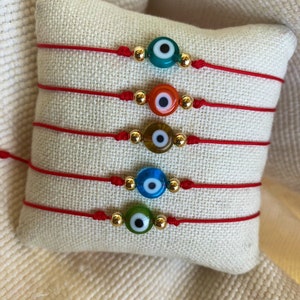 Evil Eye Adjustable Bracelet Perfect for Mens , Women&#39;s , Baby&#39;s - Tiny Eye Bracelet -Amulet - Protection -