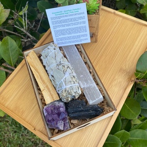 Crystal Beginner Set • Sage • Palo Santo • Selenite • Tourmaline • Amethyst • Grounded Kit • Yoga Tools• Yoga Gift • Crystals Kit • Crystals