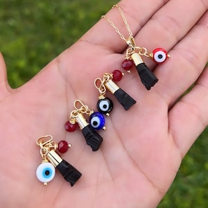 Colgante de Azabache Auténtico • Colgante amuleto • Joyas de protección • Colgante de mal de ojo • Protección para bebés • Joyas rellenas de oro • Azabache con forma de mano de Figa