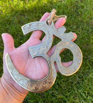 Porta Incenso NKlaus Koro OM In Ottone Massiccio – Alfabeto Sanscrito, 17,5 Cm, Per Yoga E Meditazione