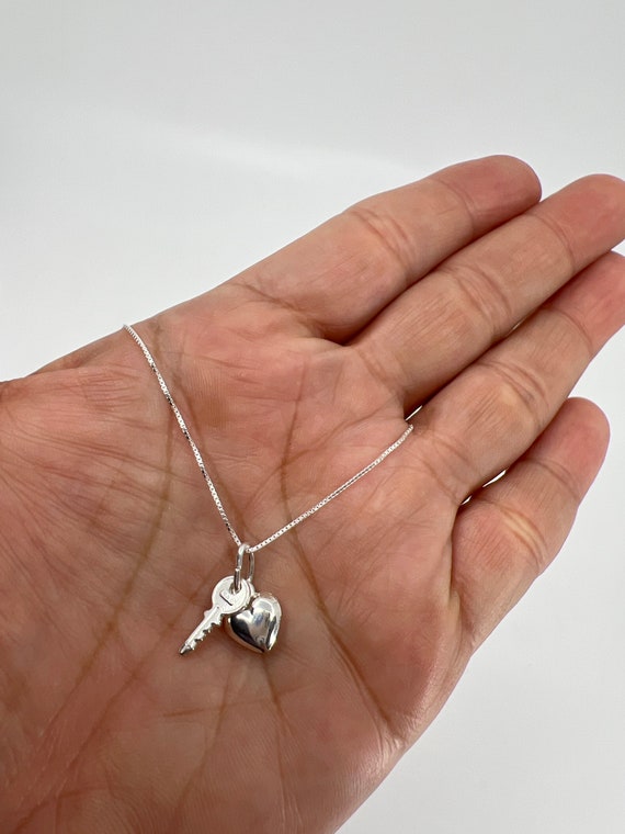 Collana con lucchetto e chiave a cuore in argento, collana con lucchetto a cuore, collana Lock&Key, collana con lucchetto, collana a cuore, regalo per coppia - Italia