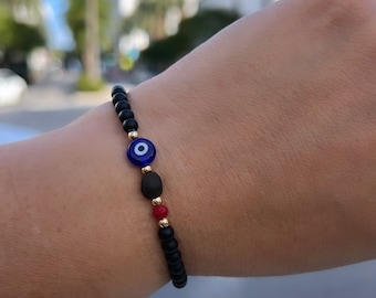 Protection bracelet • Evil eye beaded bracelet • Azabache beaded bracelet • Black Onyx matte beads • Stretchy bracelet for protection •