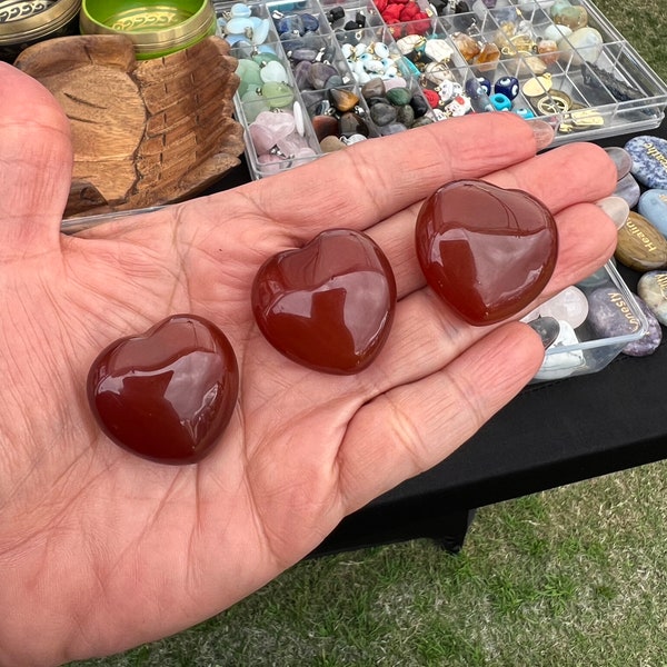 Carnelian Crystal Heart • Chakra stone• Heart Gift• Love gift • Crystals for healing • creativity stone• Confidence Stone• yoga gift •