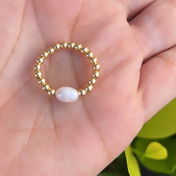 Pearl Ring• 18 K Gold Filled stretchy ring • Delicate pearl ring• Genuine Pearl Ring • Waterproof jewelry • Handmade jewelry •