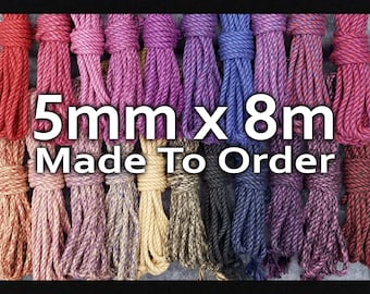 Peut inclure: Assortiment de cordes colorées de 5 mm d'épaisseur, chacune de 8 mètres de long. Fabriqué sur commande.