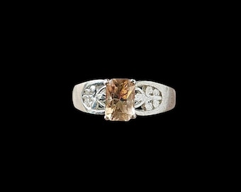 Anillo de plata con topacio imperial de 1,25 ct tallado a mano