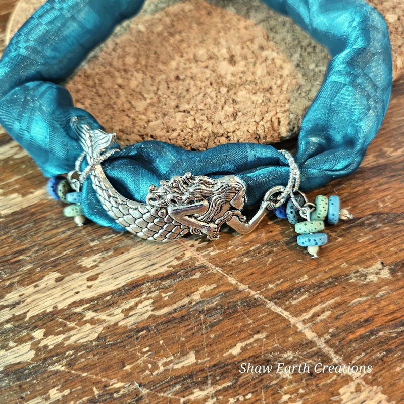 Sari Bracelet in Pink/Rust main image 0