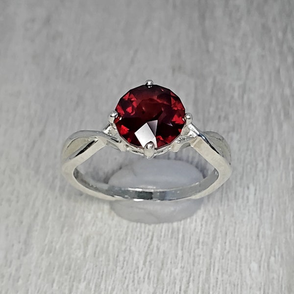 Handcut 2.3ct Handcut Red Malawi Garnet Silver Ring