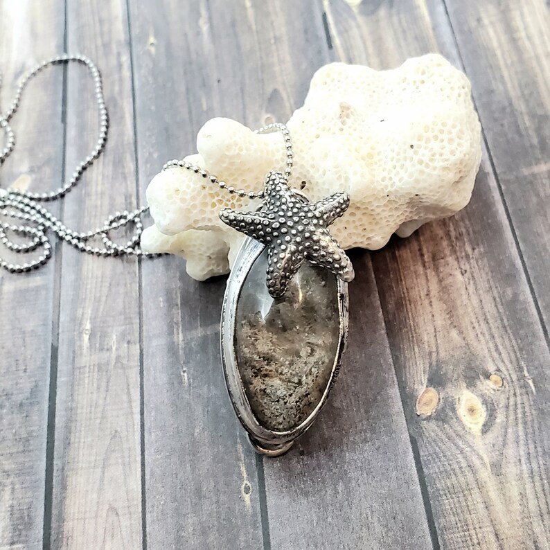 Handcut Scenic Sand Quartz Silver Necklace