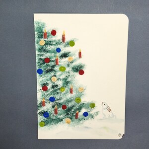 Juego de tarjetas navideñas pintadas a mano con animales navideños: conejitos, pájaros, flamencos