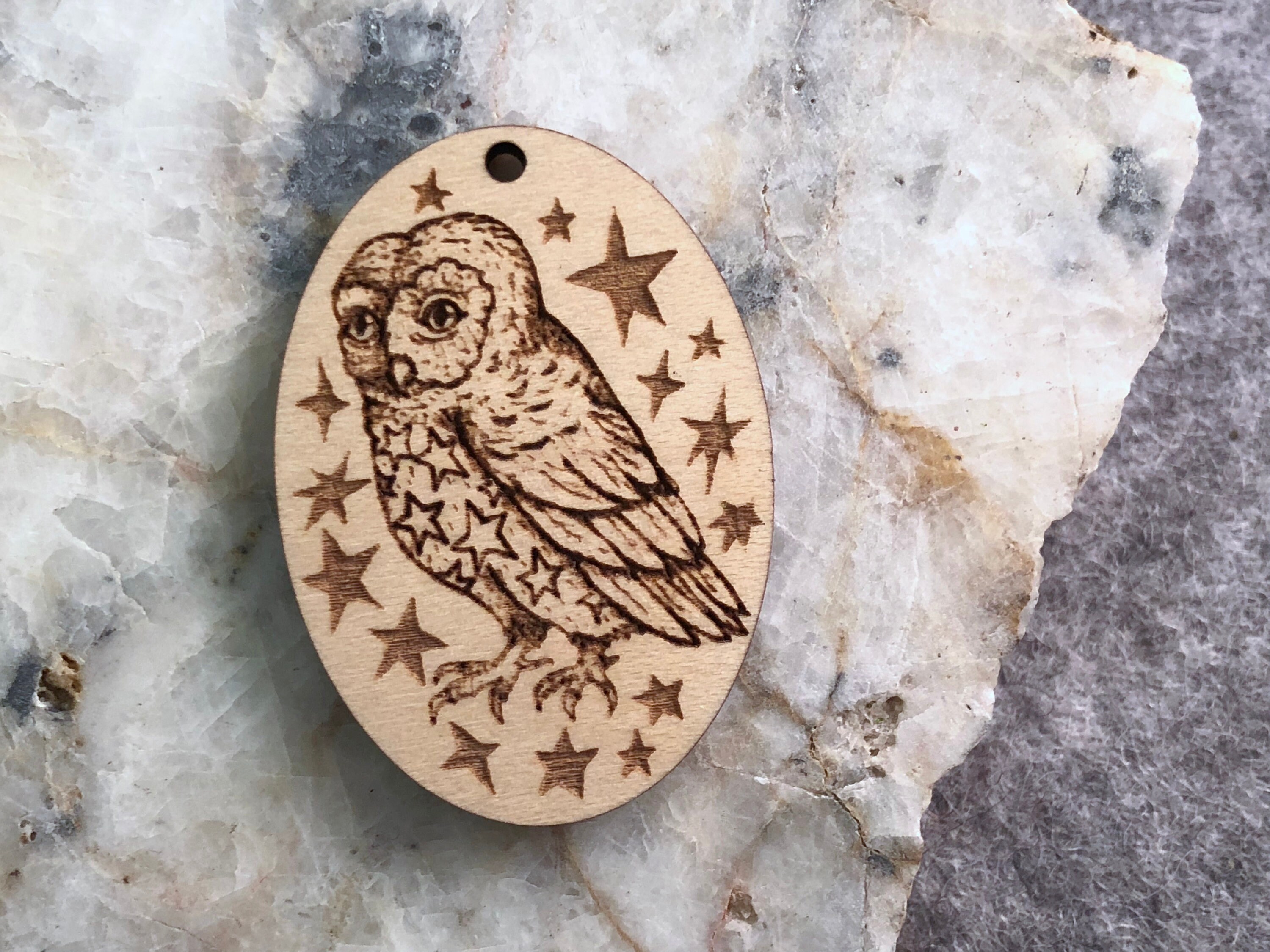 Colgante de madera de búho estrellado | Etsy