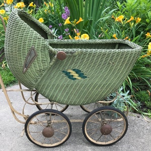 Antique Wicker Doll Baby Carriage, N.E. Ohio LOCAL PICK Up ONLY, No Shipping, Collectible Display Pram, All Original, Cottage Home Decor image 3