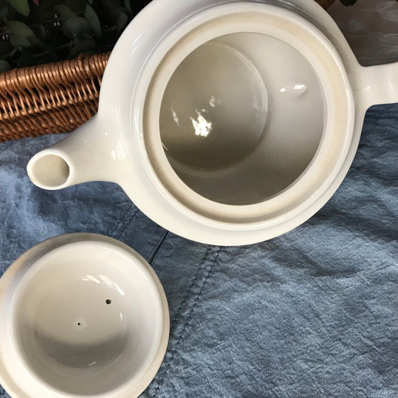 Vitreous China Vintage White Ceramic Porcelier Teapot 1940/'s Colonial FireplaceHearth Scene