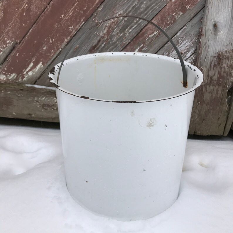 Vintage White Pail/pot Primitive Rustic Enamelware Pail Bail Etsy