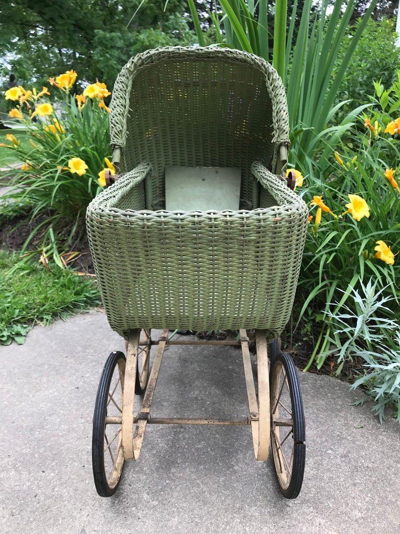 Antique Wicker Doll Baby Carriage, N.E. Ohio LOCAL PICK Up ONLY, No Shipping, Collectible Display Pram, All Original, Cottage Home Decor image 6