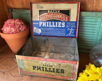 Antique Bayuk Philadelphia Phillies Perfecto 5 Cent Cigar Tin, Metal Box with Hinged Lid, Display Tin, Distressed, Vintage Advertising