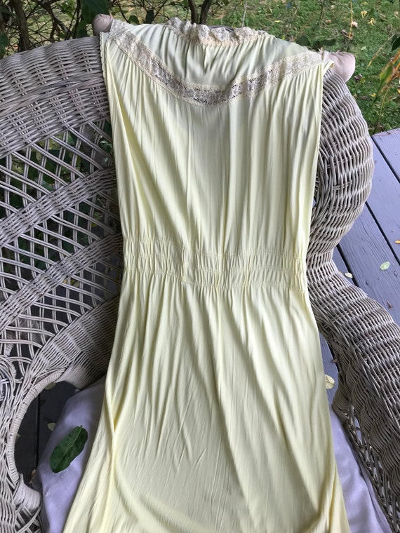 Vintage Ladies Yellow Rayon Nightgown, Full Lengt… - image 9