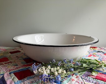 Vintage Large Round White Enamelware Basin, Wash Basin, Black Trim, Hanging Hole, 1930’s