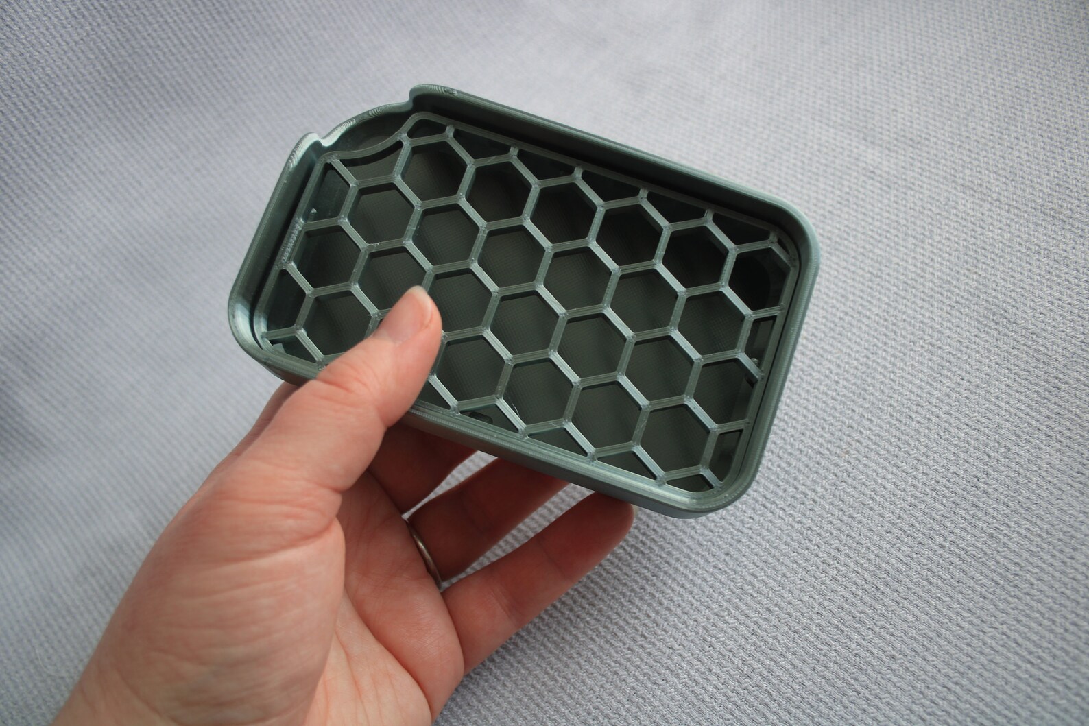 Emerald Green Grey Plastic Soap Dish With Alveolate 3D Printing Hexagon
