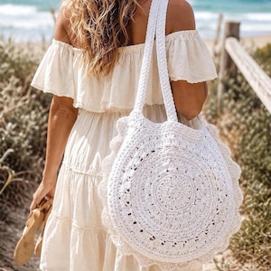 Round Crochet Bag Pattern | Large Boho Shoulder Bag PDF