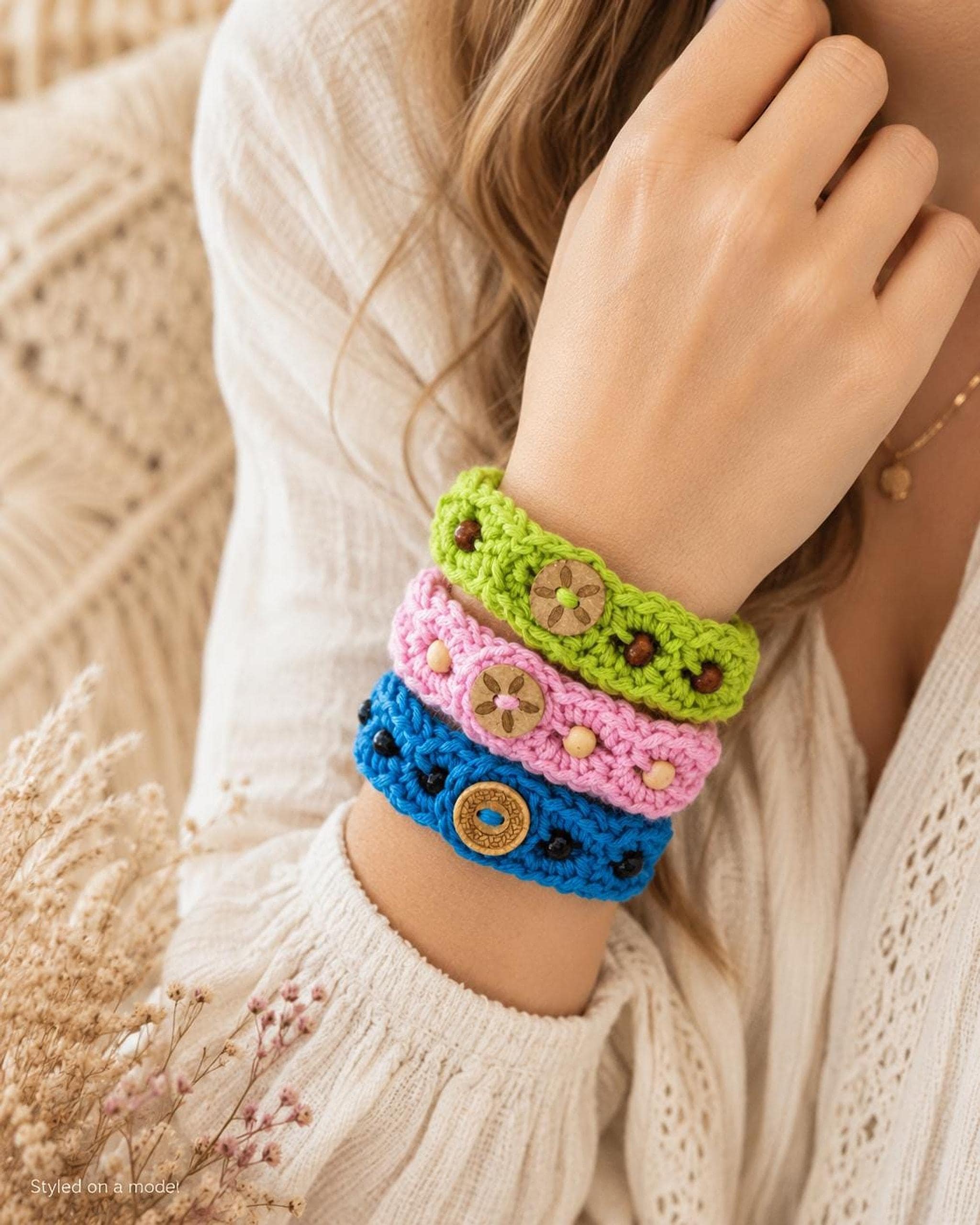 35 Beaded Crochet Patterns to Add Sparkle, Texture, and Giftable Charm 6 Crochet Bracelet Easy Beaded Wrist Cuff