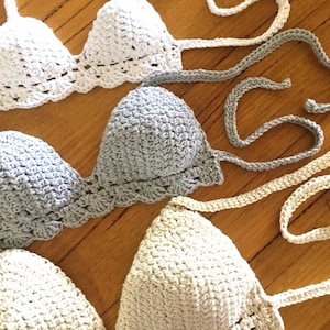 Crochet Bikini Pattern Download | Crocheted Festival Bra Halter Neck Crop Top PDF Pattern | Boho Bohemian Beach Style Clothing Top 0107