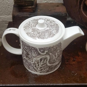 Shoreline - Teapot - Illustrated bone china - stylish & practical - seaweed, shells - monochrome