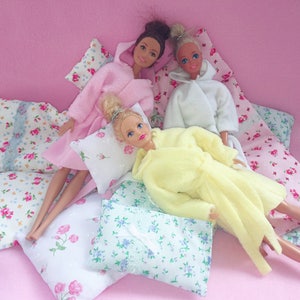 Cozy robes, for 11.5inch Fashion dolls image 1