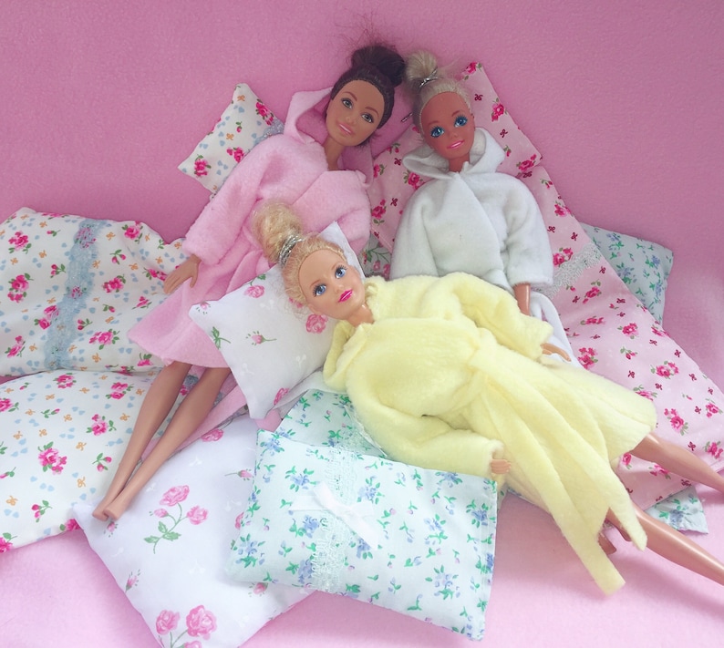 Cozy robes, for 11.5inch Fashion dolls image 1