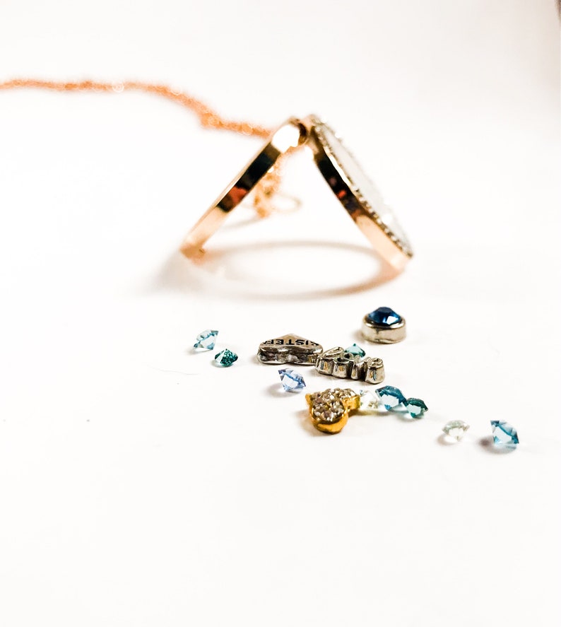 Sisters jewlery \u2022 love between sister jewelry \u2022 sisters before misters jewlery \u2022 sissy gifts \u2022 custom sister necklace \u2022 sister necklace \u2022